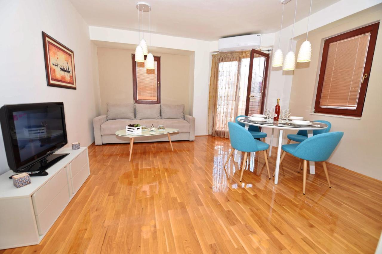 Si Apartments Ohrid With Free Parking ภายนอก รูปภาพ
