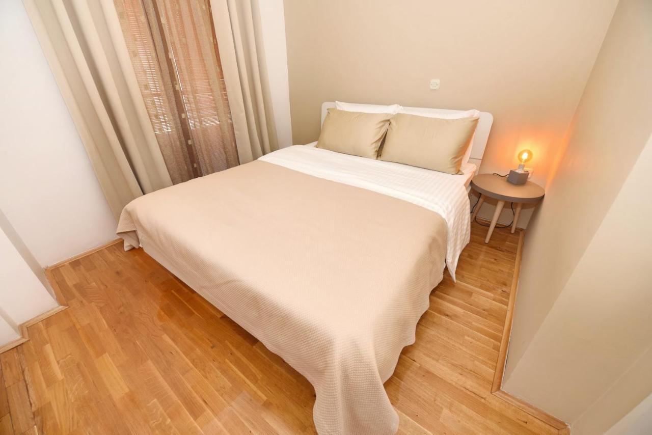 Si Apartments Ohrid With Free Parking ภายนอก รูปภาพ
