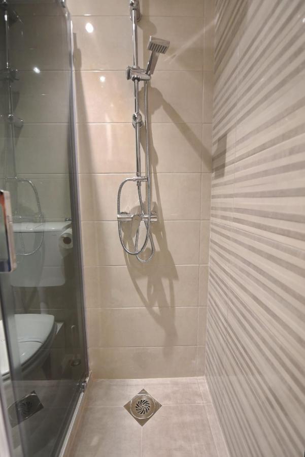 Si Apartments Ohrid With Free Parking ภายนอก รูปภาพ